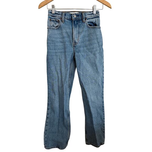 Abercrombie & Fitch Lt Wash Denim Jeans 90s Straight Ultra HighRise-24/00XS - Picture 1 of 6